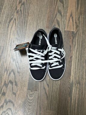 Heelys Black and White Canvas Lace-Up Sneakers
